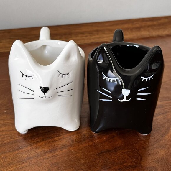 2 Trader Joe's Kitty Boo Ceramic Planters Cat Shaped Black and White Halloween - Picture 1 of 12